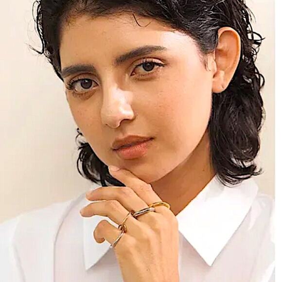 Stainless Steel Stackable Ring Set Connected Three Color Tri-Color Gold Plated - Picture 2 of 9